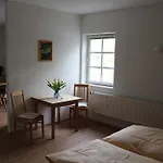 Gaestehaus Glaubenstein בית הארחה Ebern