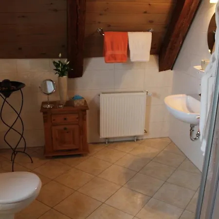 Gaestehaus Glaubenstein Gasthuis 3*